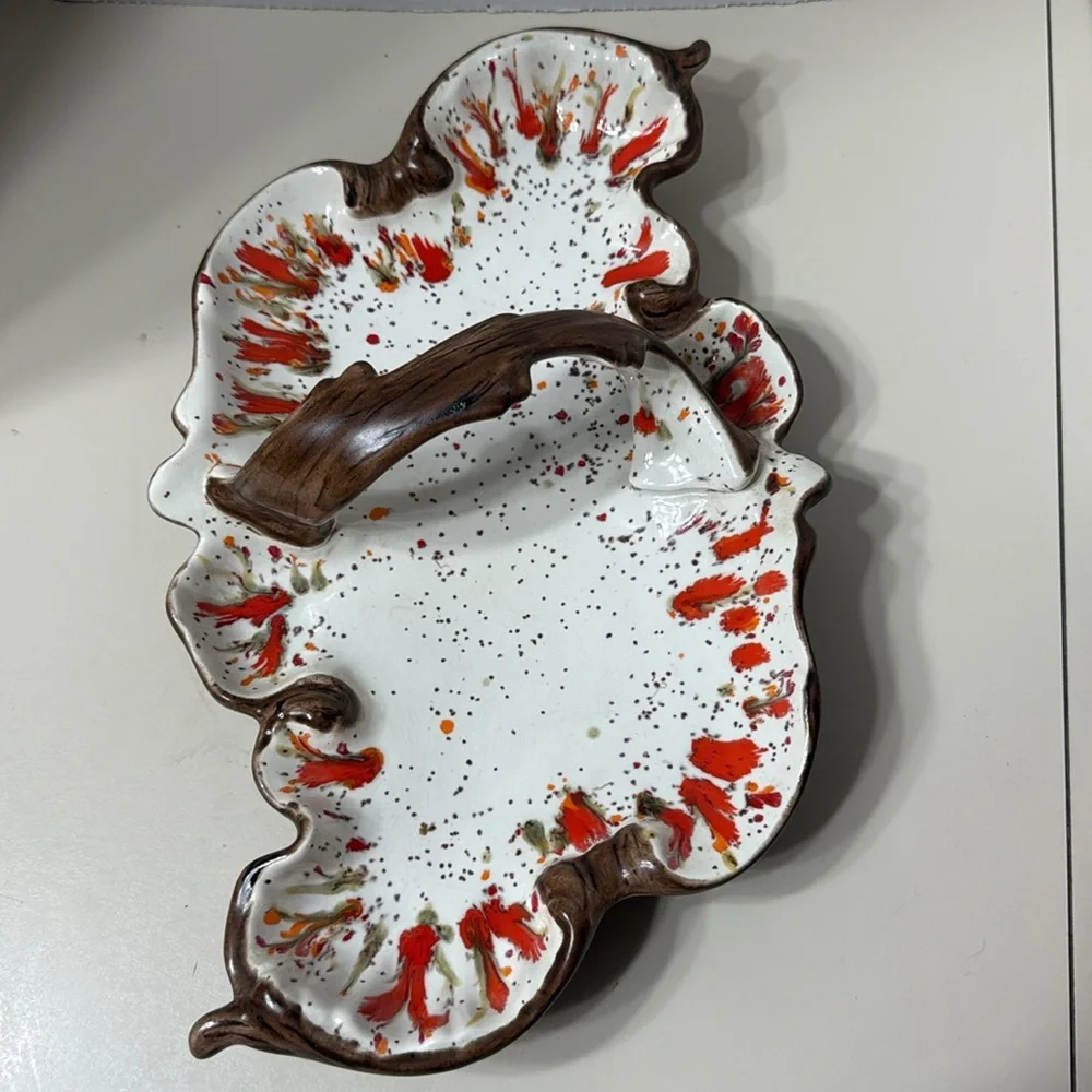 Vintage MCM Ceramic Speckled Splatter Drip Glaze Handle Autumn Leaf Dish Signed